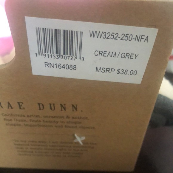 Rae Dunn women’s slippers (7-8) - Picture 5 of 5